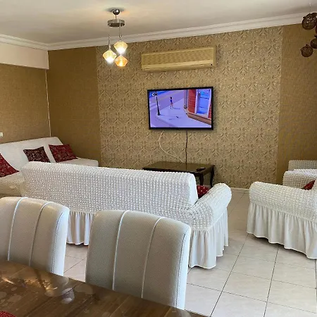 Апартаменты 2+1 На Первой Линии Моря В Кемере. Kemer
