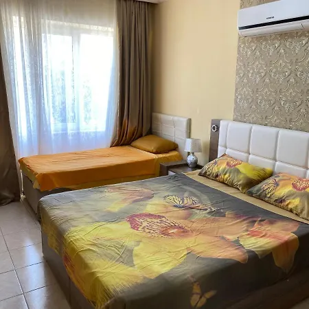 Апартаменты 2+1 На Первой Линии Моря В Кемере. Kemer